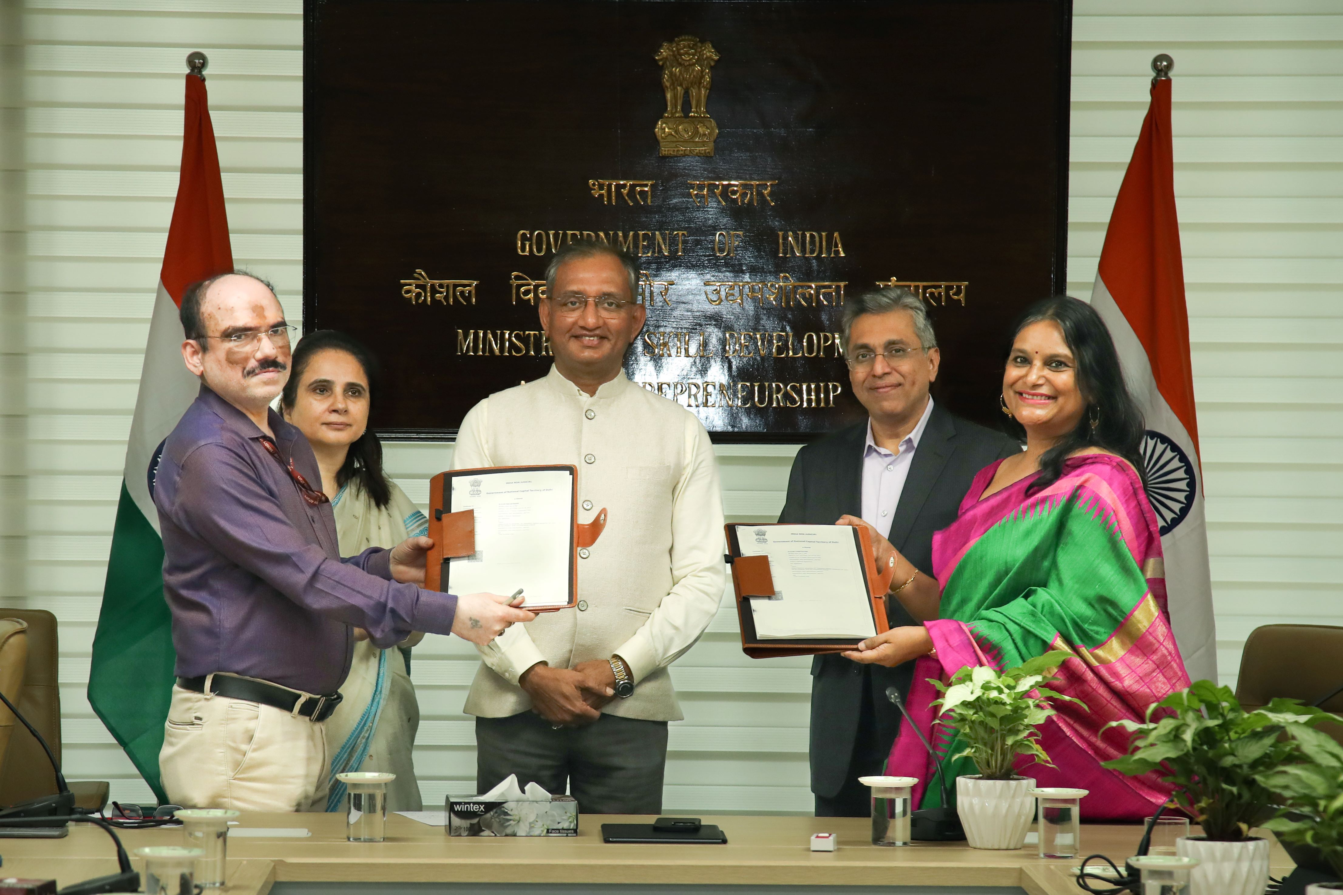 Mahindra & Mahindra and Ministry of Skill Development and Entrepreneurship (MSDE) sign MOU for flagship Drone Didi Yojana; skilling women to become drone pilots