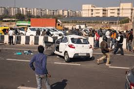 Tragic Accident of Dumper and Two-Wheeler Near Empire Estate Building Claims One Life