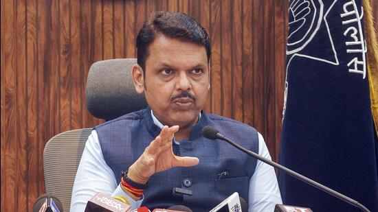 Mr Fadnavis  draws praise  for hauling up  Juvenile   Justice Board