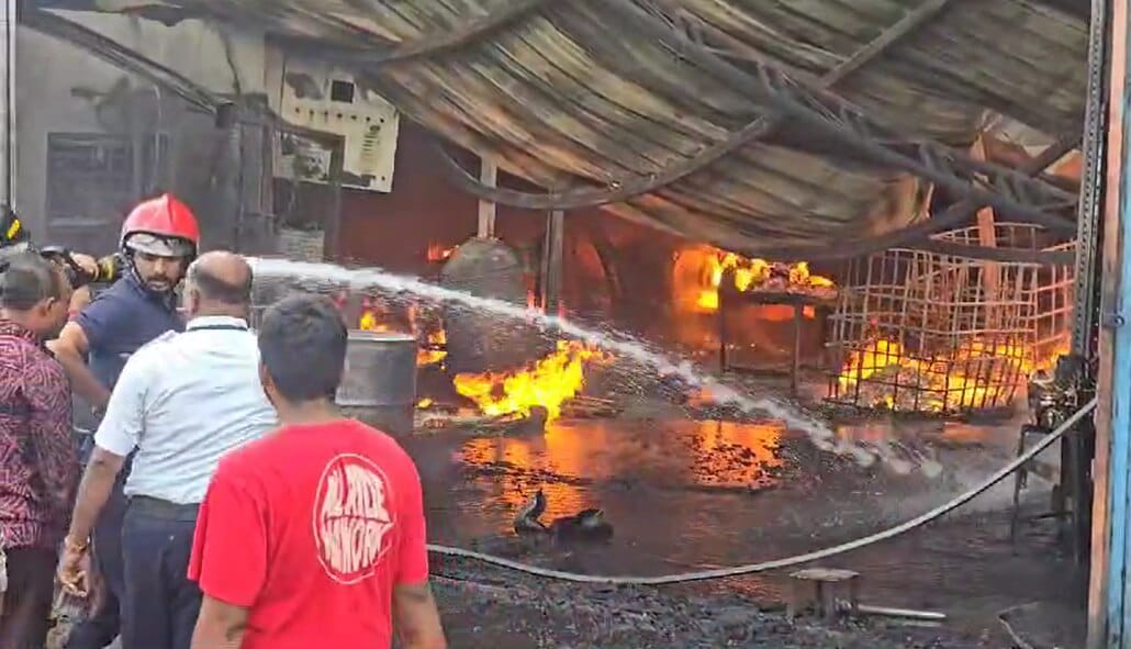 Devastating Fire Erupts in Pimpri-Chinchwad Rubber Manufacturing Plant, Engulfs Two Neighbouring Companies