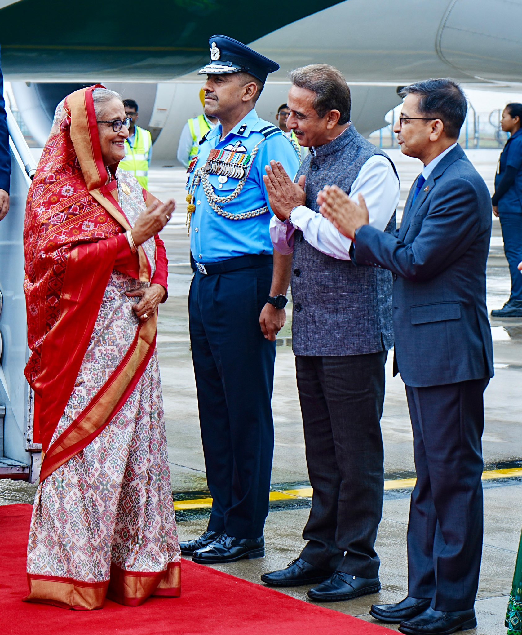 PM Sheikh Hasina of Bangladesh arrives in New Delhi on a State Visit to India. 