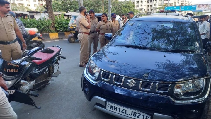 Four-Wheeler Collide with Bike in Pimpri-Chinchwad Leaves One Critically Injured