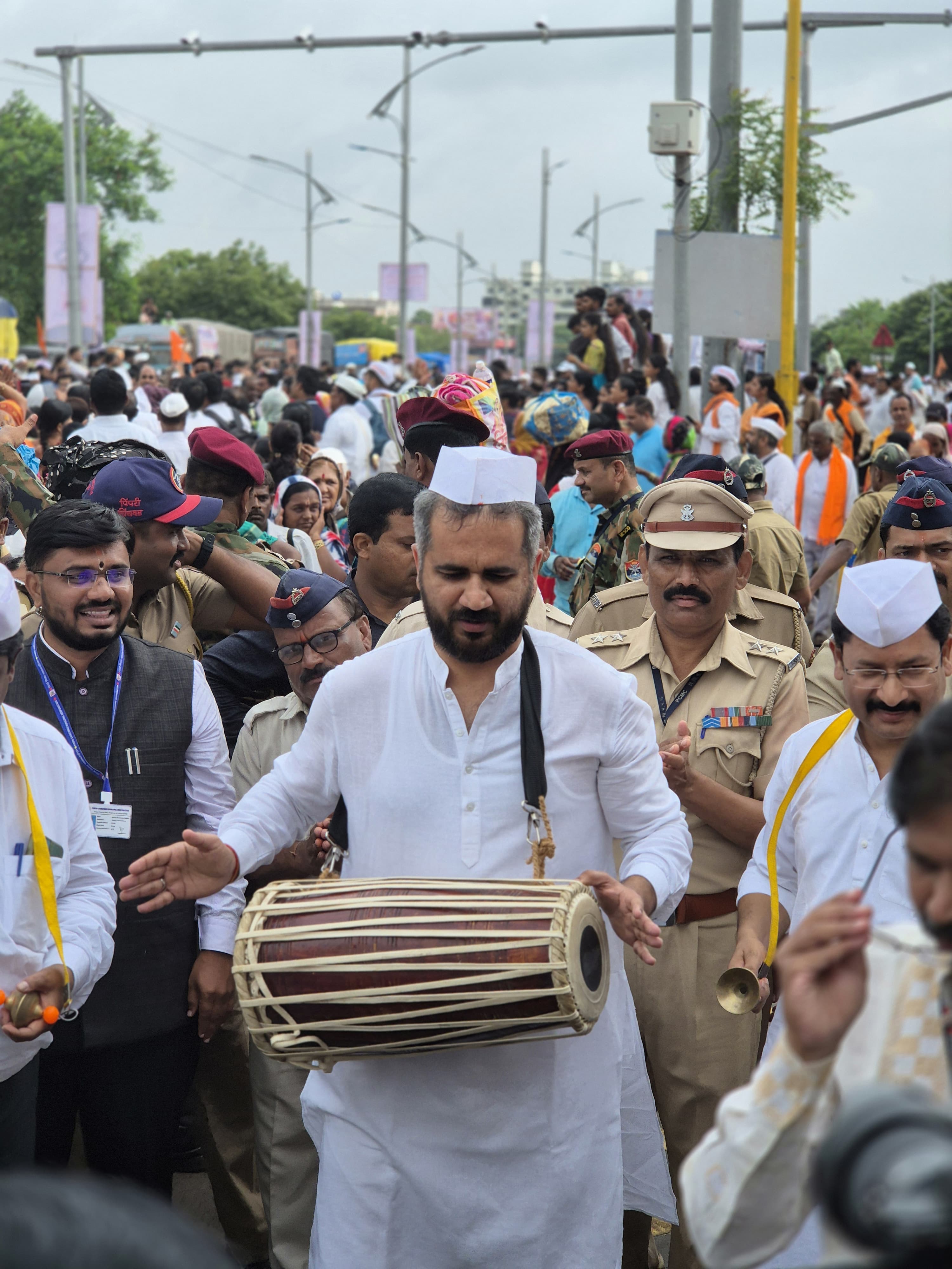 Municipal Commissioner Shekhar Singh during palkhi procession in Pimpri Chinchwad