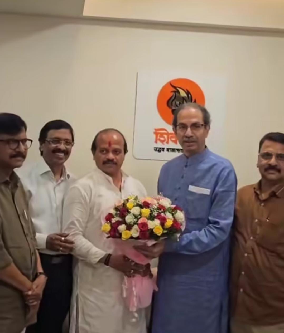 Vasant More meets Uddhav Thackeray, to join Shiv Sena (UBT) on July 9