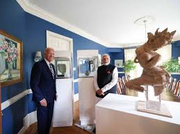 United States of America returns 297 antiquities to India