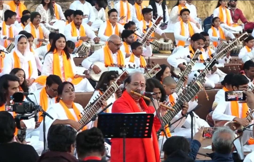 Renowned flautist Pandit Ronu Majumdar Creates History with Guinness World Record for Largest Hindustani Classical Symphony